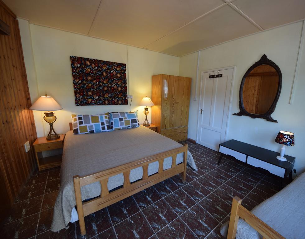 Hotel Christys Palace Pedhoulas